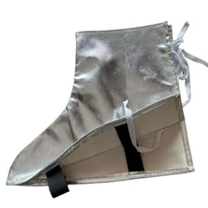Protector <span class=keywords><strong>de</strong></span> Pies <span class=keywords><strong>de</strong></span> Plástico con Aislamiento Anti-Impactos para Máxima Seguridad en Tareas <span class=keywords><strong>de</strong></span> Soldadura Eléctrica - Product Image 3