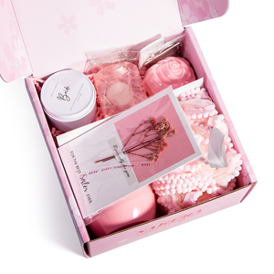 Cadeau pour la Saint-Valentin 2024 - Ensemble de soins relaxants pour la peau - Bougies parfumées - Savon artisanal à la rose - Bain et spa - Cadeau pour femme - Product Image 2