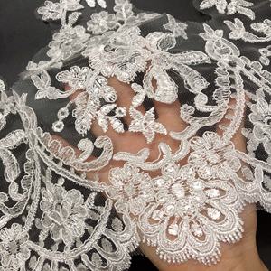 ลูกไม้ปักลายดอกไม้สีงาช้างสำหรับงานแต่งงานพร้อม LT2589B ปักเลื่อม - Product Image 2