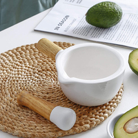 Offre Spéciale blanc céramique mortier et pilon en bois ensembles, l'ail bol de broyage pour ustensiles de cuisine