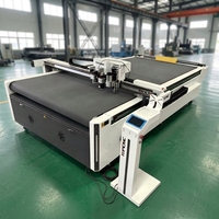 Machines de découpe numériques à plat à double lame économiques pour autocollants PVC prédécoupés, emballages carton et acrylique