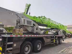 رافعة زوملايون محمولة على شاحنة بحمولة 50 طن طراز ZTCA562 بذراع ممتد 61 متر ومحرك يوتشاي وناقل حركة ومضخة عالية الكفاءة للبناء - Product Image 6