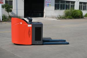 Montacargas Semi-Eléctrico de Alta Capacidad CBD20-490 de 2000 kg con Mástil Triple de 4.9 m de Altura - Product Image 2