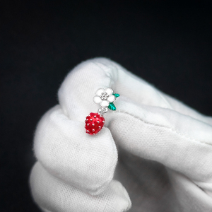 Pendientes de Plata de Ley 925 con Esmalte de Fresa y Flores, Pendientes Colgantes con Racimo de Flores de Fruta Dulce para Niñas, Pendientes de Primavera Verano - Product Image 2