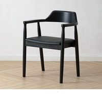 Chaises de salle à manger modernes en bois d'intérieur avec cadres en bois massif Fauteuils nordiques de luxe pour hôtel et villa disponibles dans une variété de couleurs