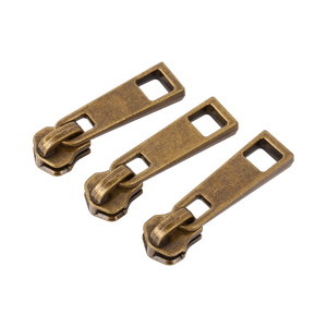 Tirador y Deslizador de Cremallera de Latón Antiguo de Lujo, Repuesto con Color y Logotipo Personalizables para Bolsos, Carteras y Bolsas (Ecológico) - Product Image 1