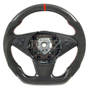 Volante de fibra de carbono de gamuza Alcantara para <span class=keywords><strong>BMW</strong></span> <span class=keywords><strong>E60</strong></span> E61 <span class=keywords><strong>M5</strong></span> E63 E64 M6 <span class=keywords><strong>interior</strong></span> de coche mejorado - Product Image 1