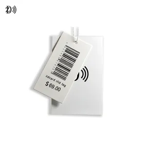 Uhf Kleding Tags Papier Barcode Afdrukken Inventaris Tracking ISO18000-6C Uhf Rfid Sticker