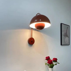 Lámpara de Pared de Diseño Nórdico con Diseño Floral Danés para Dormitorio, Sala de Estar, Pasillo - Minimalista, Posmoderna y de Lujo con Cuerpo de Hierro de 3W o 6W - Product Image 3