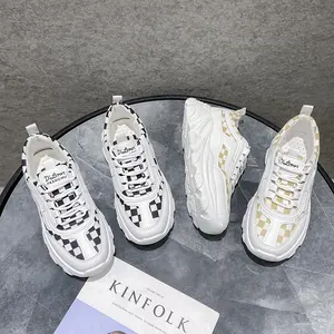 Sneakers robuste in pelle bianca donna 2022 nuova moda scarpe da donna di alta qualità zeppe piattaforma Sneakers calzature Casual da donna