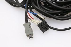 YASKAWA สายเคเบิล SGMAS-04ACA21 ของแท้ มือสอง 4M AC - Product Image 4