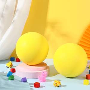 Pelota de Espuma de Alta Densidad Sin Recubrimiento, Ligera y Fácil de Agarrar, Pelotas de Espuma Silenciosas y Seguras para Niños Pequeños - Product Image 1