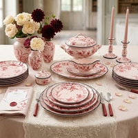 Maßgefertigtes Vintage Rotes Blumenmuster Keramik-Tellerset 6,5/8/10,5/12 Zoll Toile De Jouy Porzellan-Geschirr Hochzeit Hotel Tischdekoration