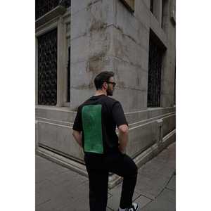 Camiseta Negra Extra Grande 100% Algodón Orgánico, Diseño Impreso en 3D en la Espalda, Bordado Personalizado, Peso 300 GSM - Product Image 1