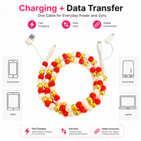 Câble de charge FASHLINK Luxe Or Rouge Perles 4-en-1 USB Type C Multi-Connecteur Accessoire de Mode Festif