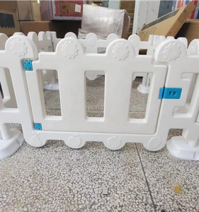 Valla de juegos blanda popular blanca y rosa de PE resistente para fiestas, eventos infantiles, cumpleaños, uso interior, con puerta y valla blanca - Product Image 2