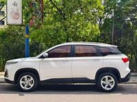 Goedkope gebruikte compacte SUV 2017 Baojun 510 1.5L 5-versnellingsbak handgeschakeld laag brandstofverbruik LHD tweedehands benzine auto