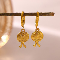 Cross-border geometrische roestvrijstalen 18K vergulde perzikhart fruitdesign zomer ocean-stijl unisex hangende oorbellen