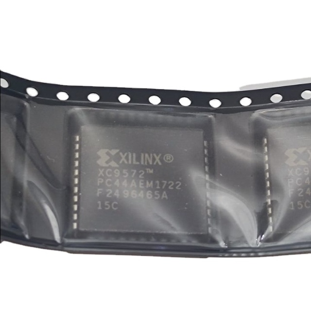 Original New  XC9572-15PC44C  in Stock