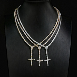 Collar con Cruz de Micro Pavé de Circonita Premium, Colgante Pesado de Hip Hop con Incrustaciones Completas de Circonita para Hombre, Joyería Profesional OEM ODM - Product Image 6
