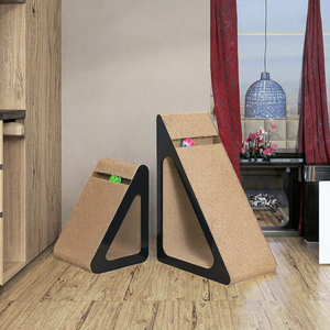 Grattoir à <span class=keywords><strong>chat</strong></span> en papier ondulé multi-angles avec design de balle interactive pour le jeu et le repos des chats d'intérieur - Product Image 4