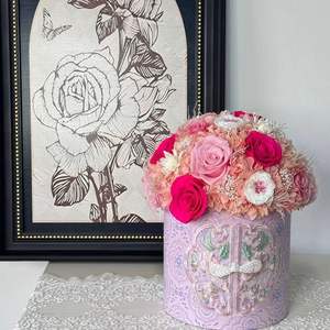 Arrangement floral de roses éternelles et d'hortensias en forme de seau, style chinois, fleurs conservées, cadeau de Saint-Valentin, mariage, décoration orientale - Product Image 2