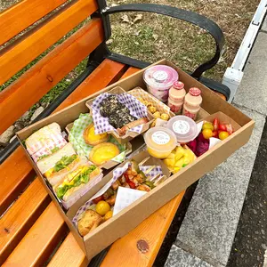 Caja de galletas transparente de diseño libre de SAystem reciclada para llevar caja de papel de embalaje de galletas con cinta