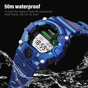 Montre de sport numérique SHUAIKE 782 pour enfants, nouvelle conception imperméable camouflage et antichoc, fonctions lumineuses et d'alarme, bracelet en plastique - Product Image 5