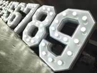 Lettres lumineuses LED de 4 pieds pour anniversaire, chiffres décoratifs pour table, design personnalisé illuminé