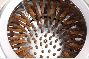 Machine à plumer les poulets et les canards entièrement automatique à grande vitesse, en acier inoxydable, type pulvérisation - Product Image 5