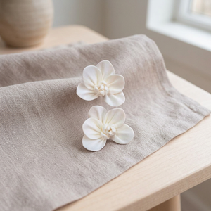 Sola Wood Flowers Orchid White Eco-Friendly 5CM Thailand Wholesale Bulk Dried <b>Reed</b> <b>Diffuser</b> Home Decor Weddings Valentine Gifts - Product Image 3