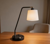 Lampe de bureau d'hôtel moderne et écologique avec abat-jour en tissu, alimentation secteur, base E26, éclairage LED