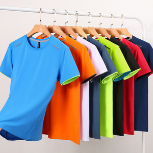 Camiseta deportiva de manga corta con cuello redondo para niños, camiseta transpirable de secado rápido para correr y entrenar, ropa atlética de color sólido para maratón - Product Image 4