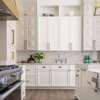 Meubles de cuisine Armoires de cuisine et table sur mesure Armoires de cuisine au design rustique vert Ameublement vert style shaker