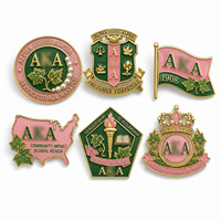 Fabricante Chino de Broches Personalizados para Hermandades, Diseños de Letras Griegas y Escudos, Broche de Zinc con Emblema del Nueve Divino para Colección
