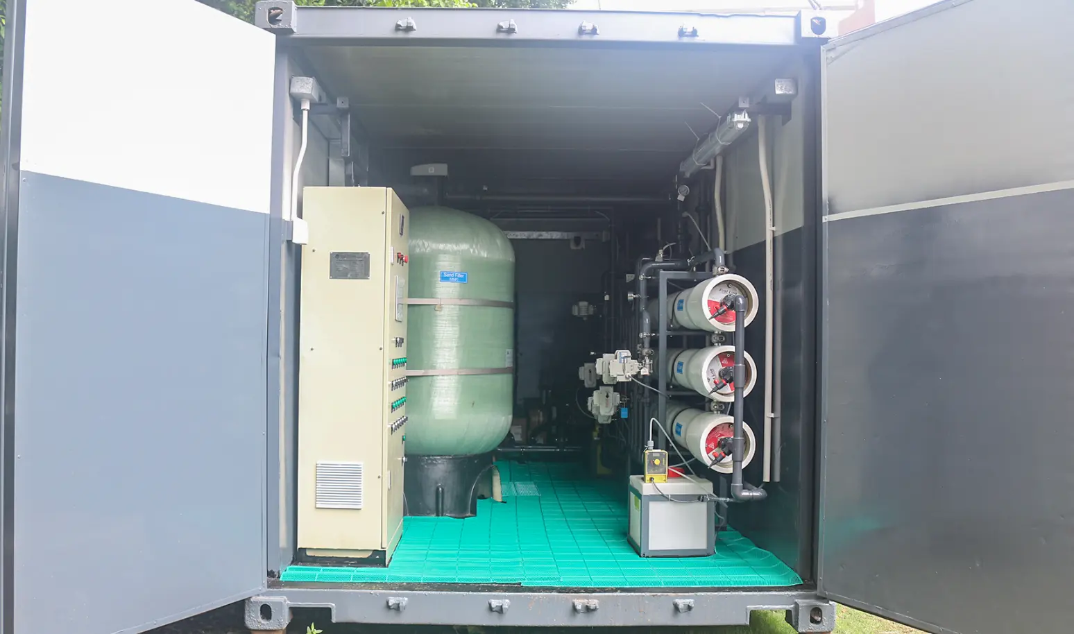 RO逆浸透ROコンテナ化飲料水処理浄化機プラント浄化システム価格