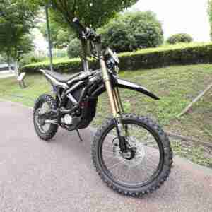 Großeinkauf 2026 Surron Ultra Bee Elektro-Dirtbike 24,5KW Professionelles Sur Ron Elektro-Pitbike EU-Lager für Erwachsene - Product Image 1