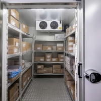 Systèmes CRYO : Chambre froide commerciale avec congélateur et refroidisseur, moteur/pompe télécommandés, à économie d'énergie
