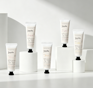 JMELLA en FRANCIA Crema de Manos Perfumada con Aroma a Peonía, Mascarilla de Manos 2 en 1, Hecha en Corea, Crema Exfoliante y Nutritiva, Venta al por Mayor - Product Image 4