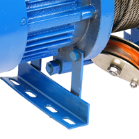Palans électriques bleus à câble en acier, type tambour, fixation fixe pour les opérations de levage et de hisse sur les chantiers de construction, dans les mines et au port