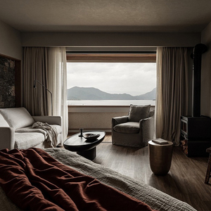 Luxury Classic Hotel Bedroom Furniture Vintage Solid Wood <b>Frame</b> <b>Bed</b> Set For Resort High End Hospitality Interior Renovation - Product Image 3