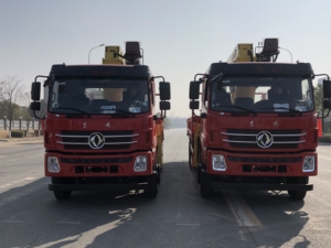 รถเครนติดตั้งบนรถบรรทุก 12000 กก. แชสซี 6x4 พร้อมอุปกรณ์ยกไฮดรอลิกแบบยืดหดได้ - Product Image 3