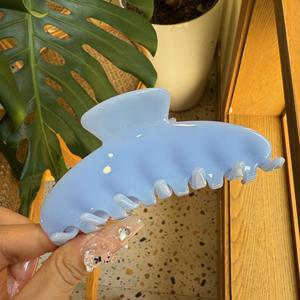 Pinzas de Pelo de Acetato con Logotipo Personalizado, Pinzas de Pelo Grandes y Elegantes de Color Sólido, Accesorios para el Cabello de Lujo Reciclados Ecológicamente - Product Image 6