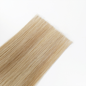 Estensioni di Capelli Veri Umani 18/613 <span class=keywords><strong>Biondo</strong></span> <span class=keywords><strong>Scuro</strong></span> con Riflessi Biondi Chiaro, Lisci e Setosi, Remy, 22 Pollici, da Cucire - Product Image 5