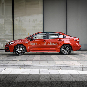 TOYOTALevin <span class=keywords><strong>Sedan</strong></span> 2025 1,8 Versión híbrida de lujo 4 puertas 5 asientos Coche con volante a la izquierda Hecho en China 0km Coches usados <span class=keywords><strong>Levin</strong></span> Car 2025 - Product Image 4
