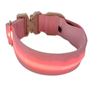 Venta caliente de buena calidad <span class=keywords><strong>Collar</strong></span> de perro cómodo Nuevo <span class=keywords><strong>Collar</strong></span> de perro colorido Hebilla de aleación de aluminio <span class=keywords><strong>Collar</strong></span> de perro con luz LED - Product Image 3