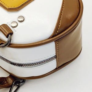 Nuevo Estilo Bolso Bandolera Pequeño para Mujer de Cuero Vegano Aceitado con Diseño Color Block Tipo Bowling, Gran Capacidad y Correa Desmontable - Product Image 5