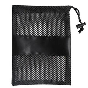 Bolsas Deportivas Negras Personalizadas con Logotipo, Bolsas de Malla con Cordón para Toallas y Botellas, con Cierre de Cordón, Portátiles y Modernas - Product Image 1