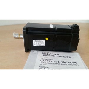 Motor Nuevo en Caja SGMAS-08A2A2C-Y2 SGMAV-08A2A2C SGM7J-08A7C6S, Equipo Eléctrico de Baja Potencia - Product Image 4