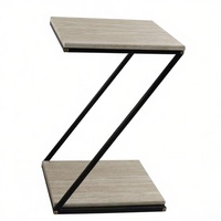 Table d'appoint moderne en fer noir avec plateau en MDF grainé, best-seller pour salon, chambre et balcon